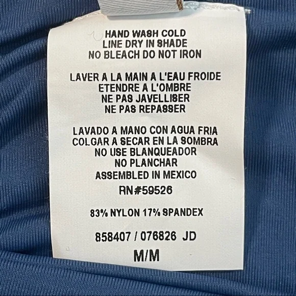 BECCA hipster shirred back bikini bottom 👙 - Picture 7 of 9